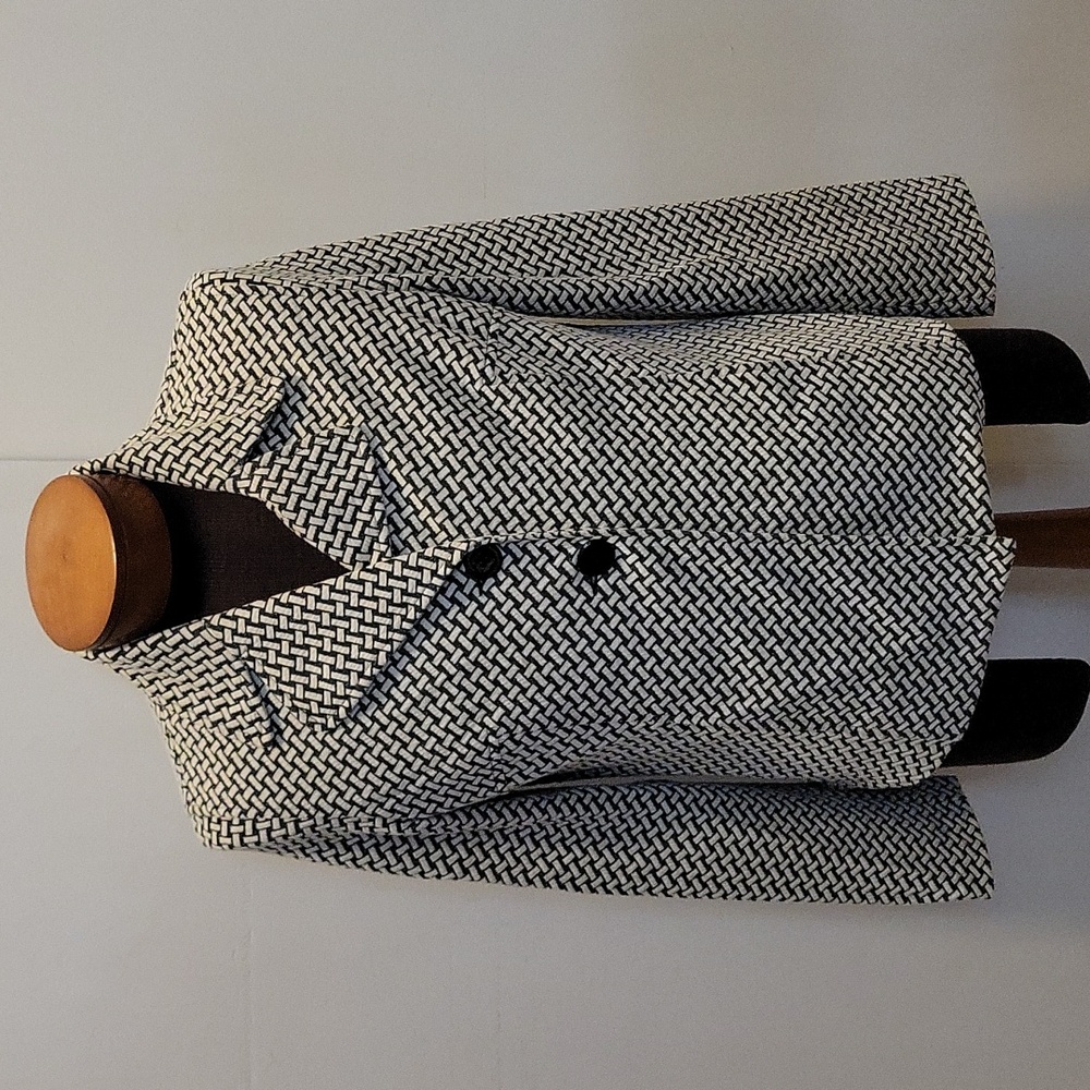 Preppy Houndstooth Charter Club Blazer.  Happy to bundle 3 for $25